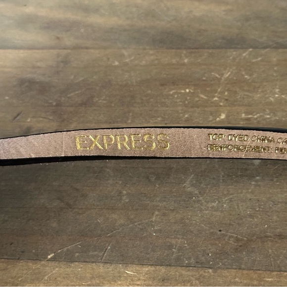 Express leopard print wrap bracelet - Picture 4 of 5